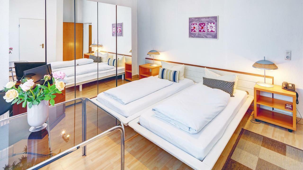 Hotel Cornelia Бад Наухайм Екстериор снимка